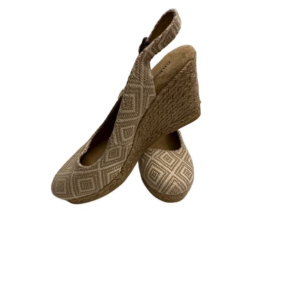 G.H. Bass and Co Tan Wedge Shoes Size 6 - Picture 5 of 5